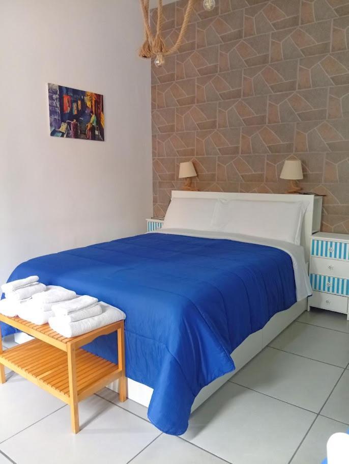 Megaride Santa Lucia Bed & Breakfast เนเปิลส์ ภายนอก รูปภาพ